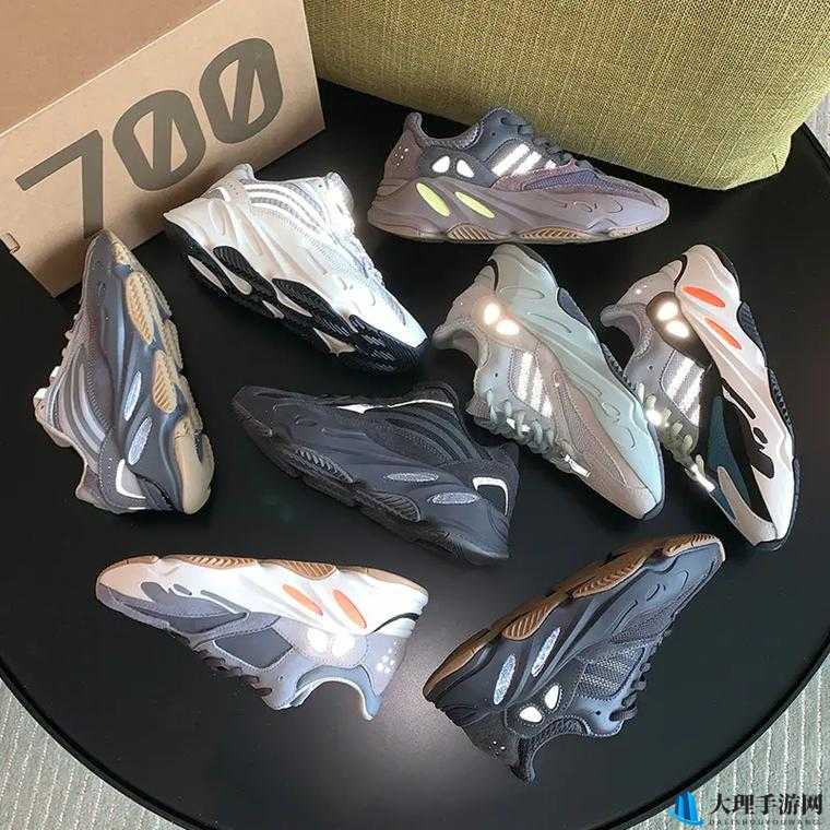 YEEZY700 好硬，舒适度令人惊艳